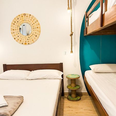 Babitonga Hostel - 100M Da Prainha Сан-Франсиску-ду-Сул Экстерьер фото
