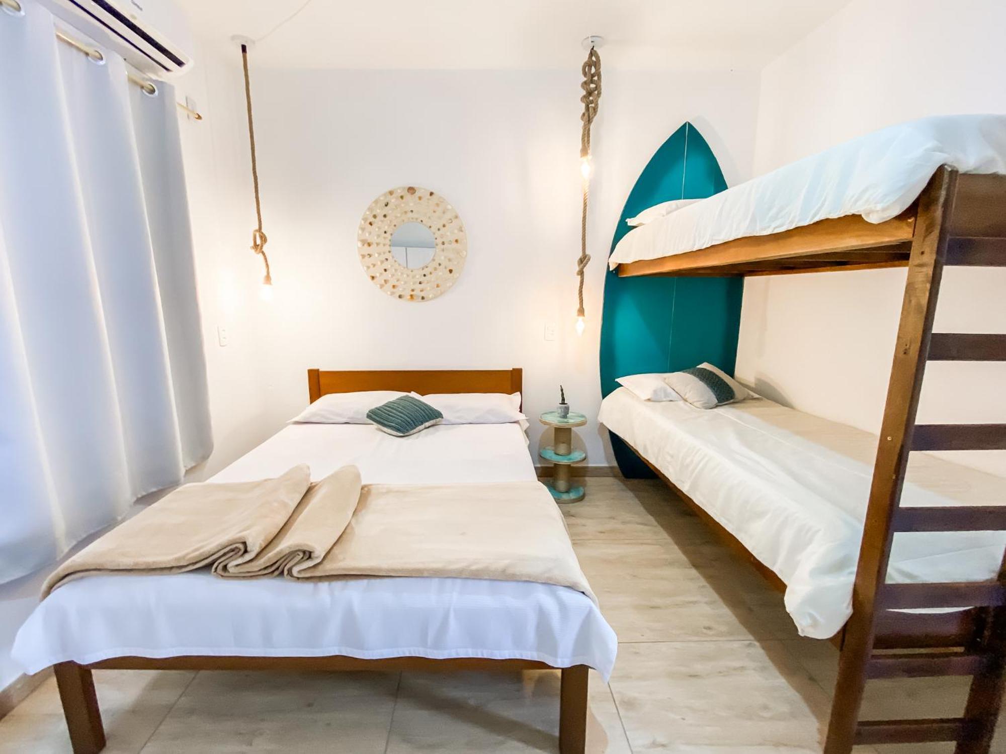 Babitonga Hostel - 100M Da Prainha Сан-Франсиску-ду-Сул Экстерьер фото