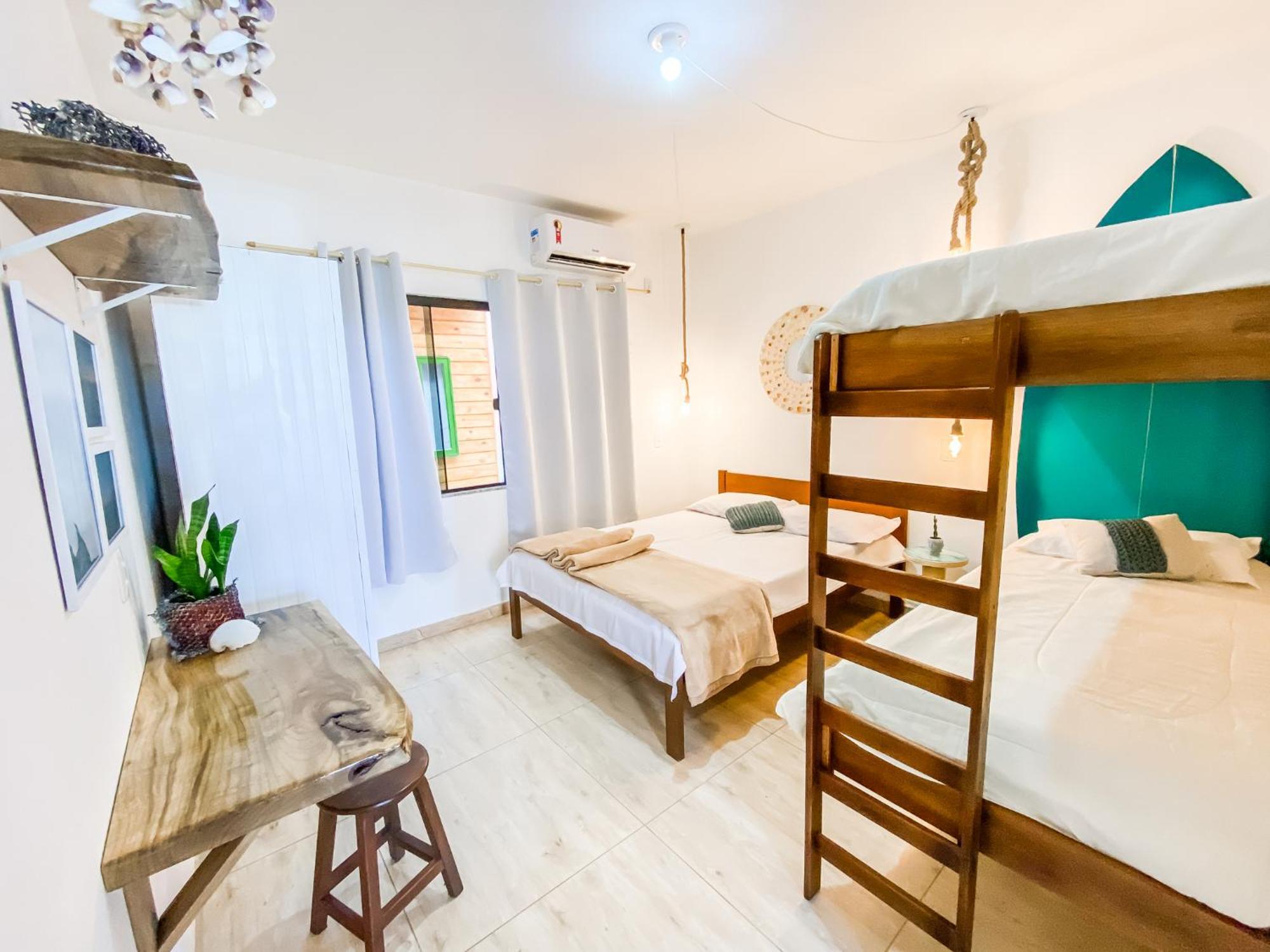 Babitonga Hostel - 100M Da Prainha Сан-Франсиску-ду-Сул Экстерьер фото
